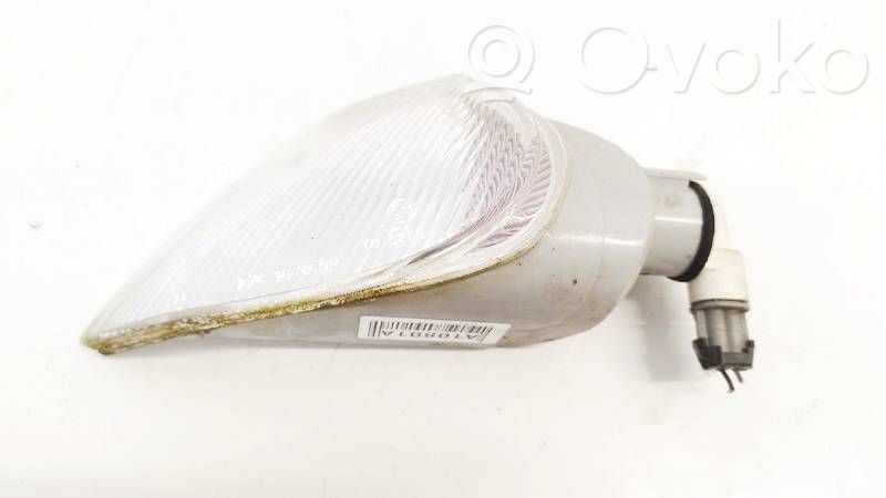 Renault Laguna I Front indicator light 