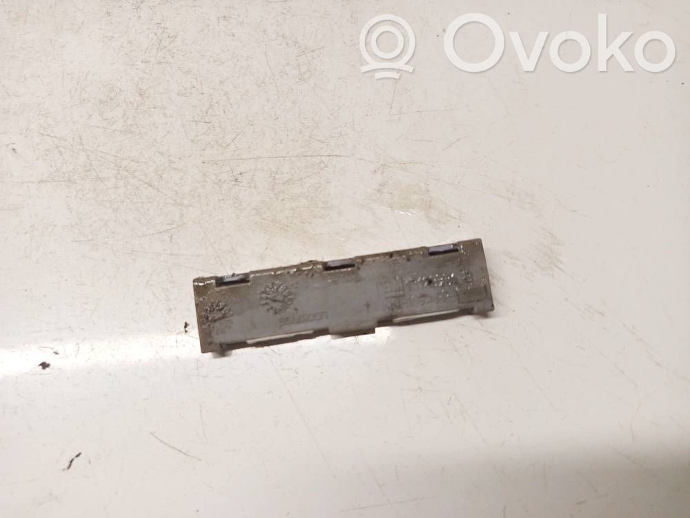 Otros repuestos del interior   13128331B,13128331B