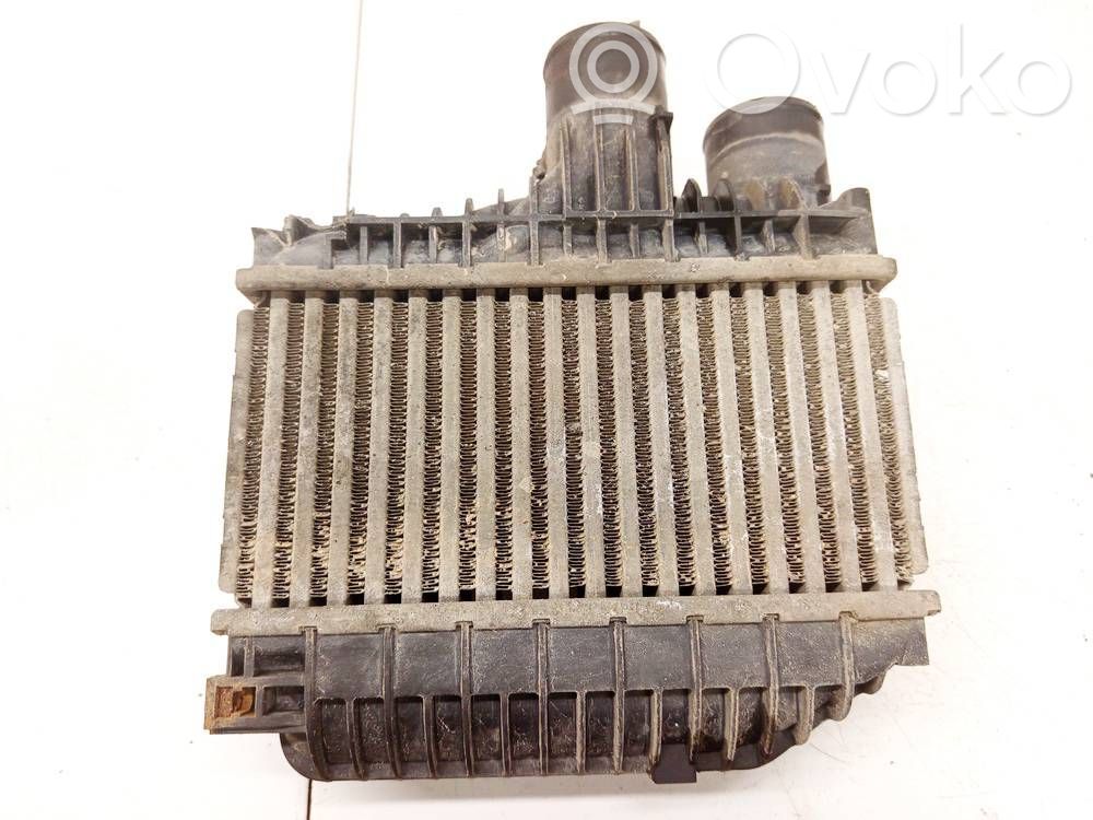 Toyota Avensis T250 Radiador intercooler 