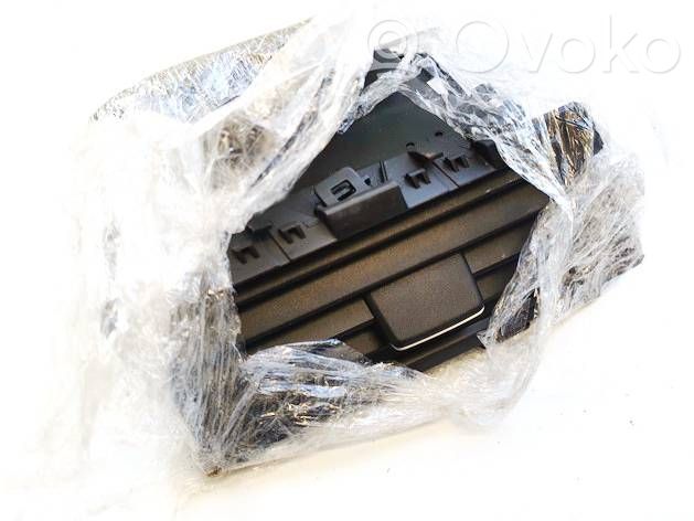BMW 5 E60 E61 Grilă ventilație centrală 