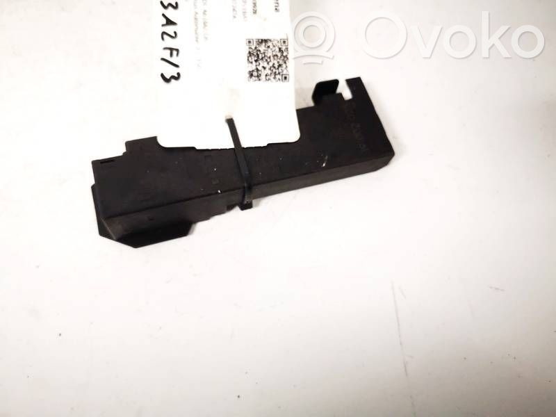Audi A4 S4 B9 Unidad de control de la antena 