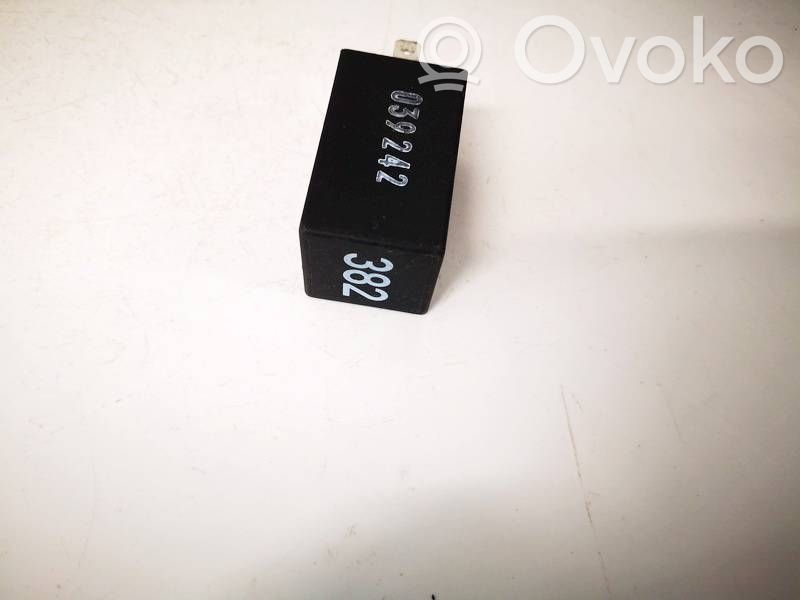 Audi A4 S4 B5 8D Altri relè 