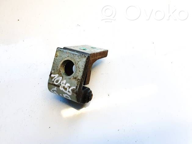 Skoda Octavia Mk2 (1Z) Cerniera inferiore della portiera posteriore