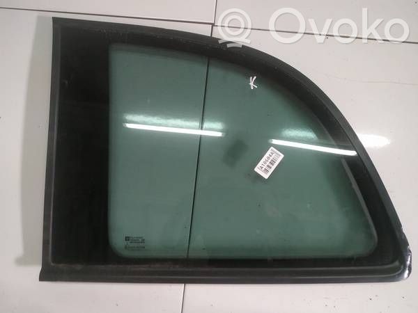 Opel Zafira A Finestrino laterale posteriore