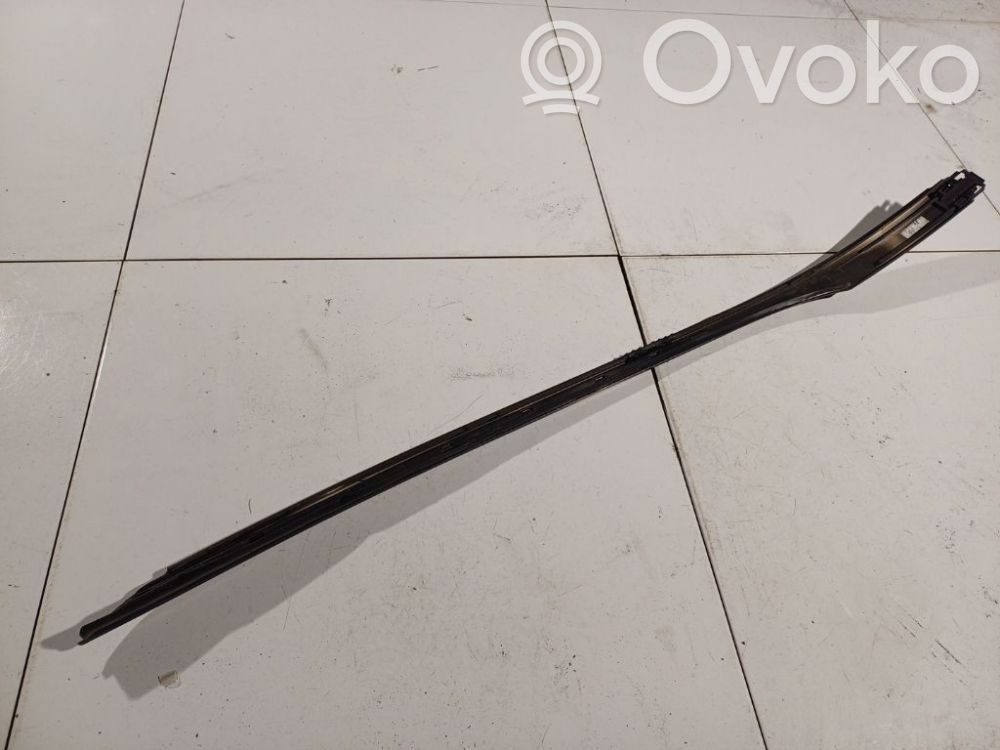 Opel Zafira A Rivestimento parabrezza 
