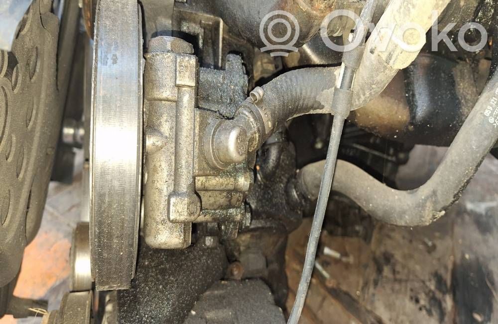 Bomba de dirección hidráulica   059145255,059145255