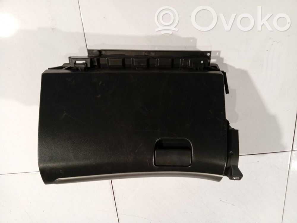 Subaru Legacy Vano portaoggetti