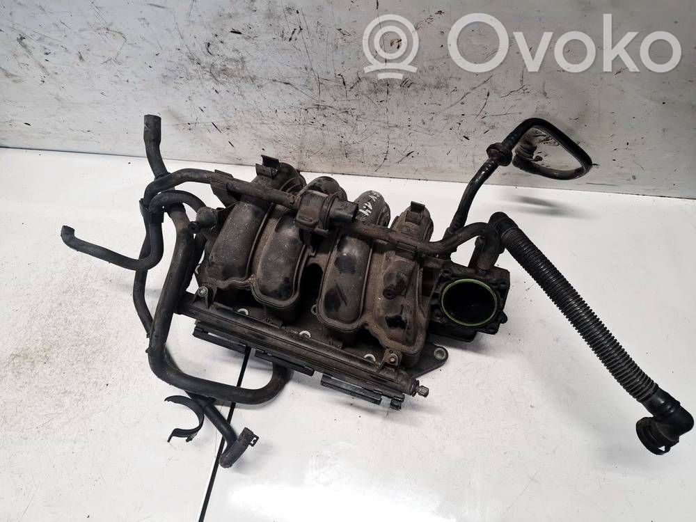 Volkswagen Golf IV Collecteur d'admission 