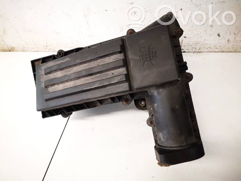 Volkswagen PASSAT B6 Scatola del filtro dell’aria
