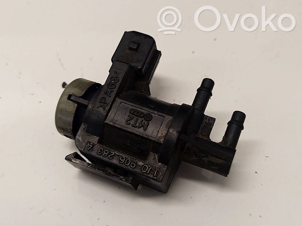 Volkswagen Golf IV Solenoid supapă turbosuflantă 