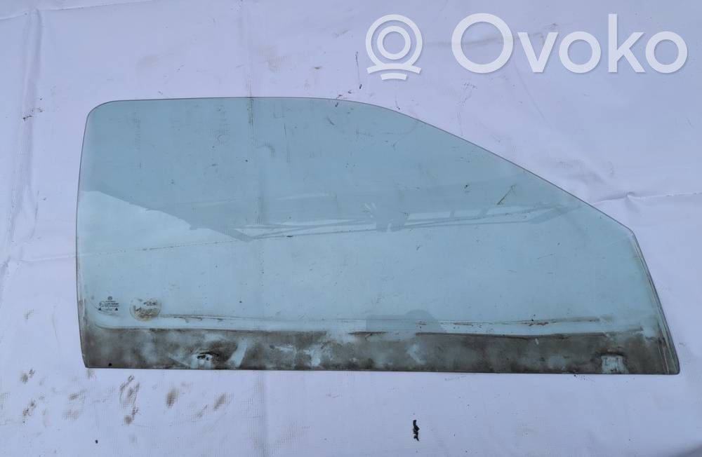 Volkswagen Golf III Szyba drzwi przednich 