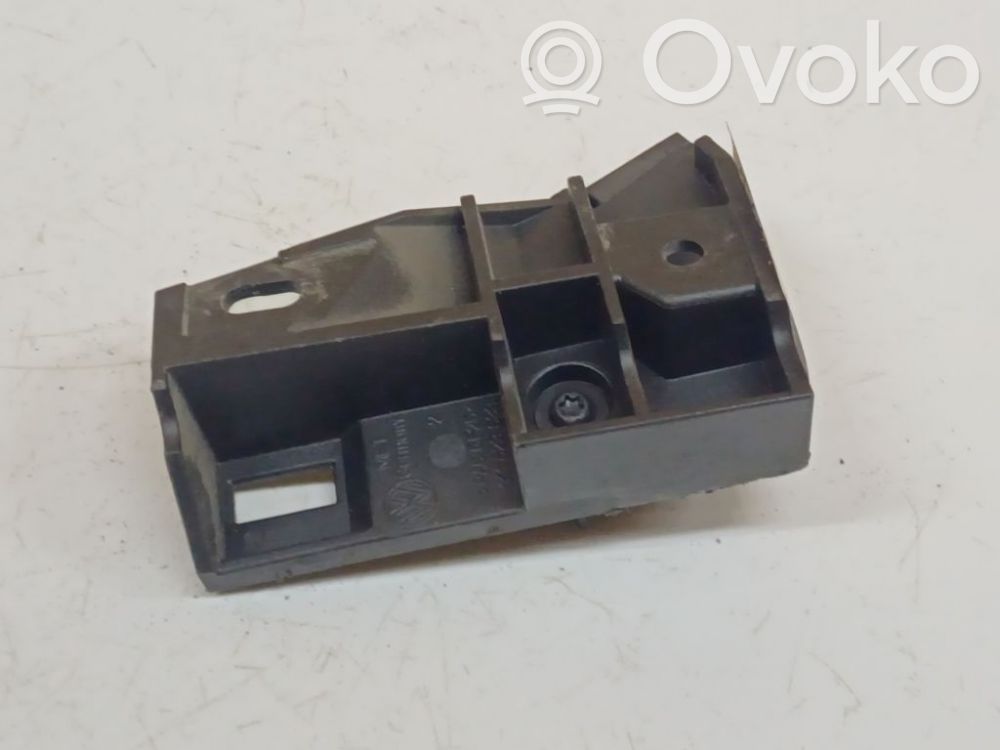 Volkswagen PASSAT B6 Poignée, déverrouillage du capot moteur 