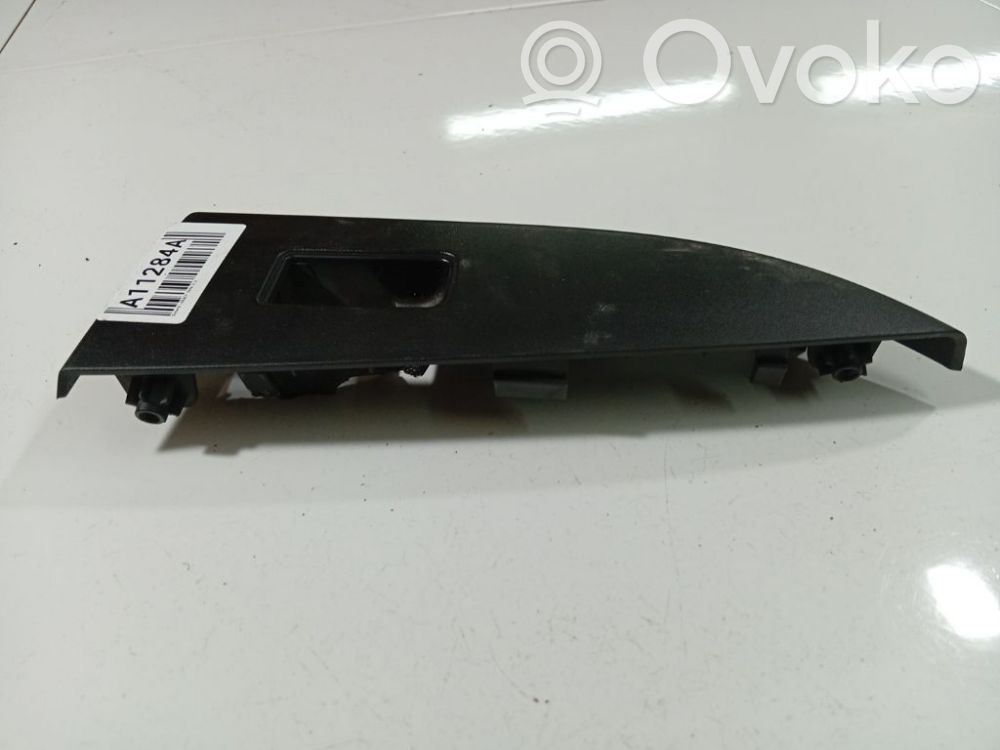 Subaru Legacy Ramă comutator geam ușă față 