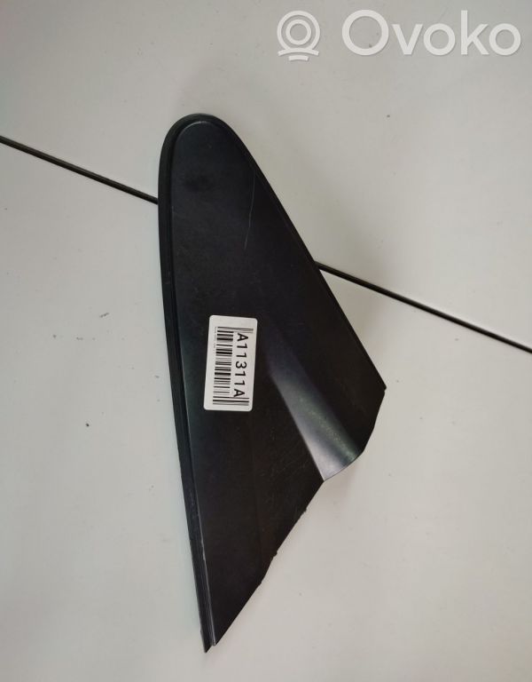 Honda Civic Vetro del deflettore della portiera anteriore - quattro porte 