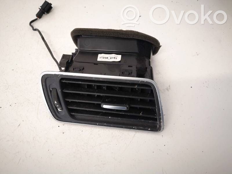 Volkswagen PASSAT B7 Rejilla de ventilación central del panel 
