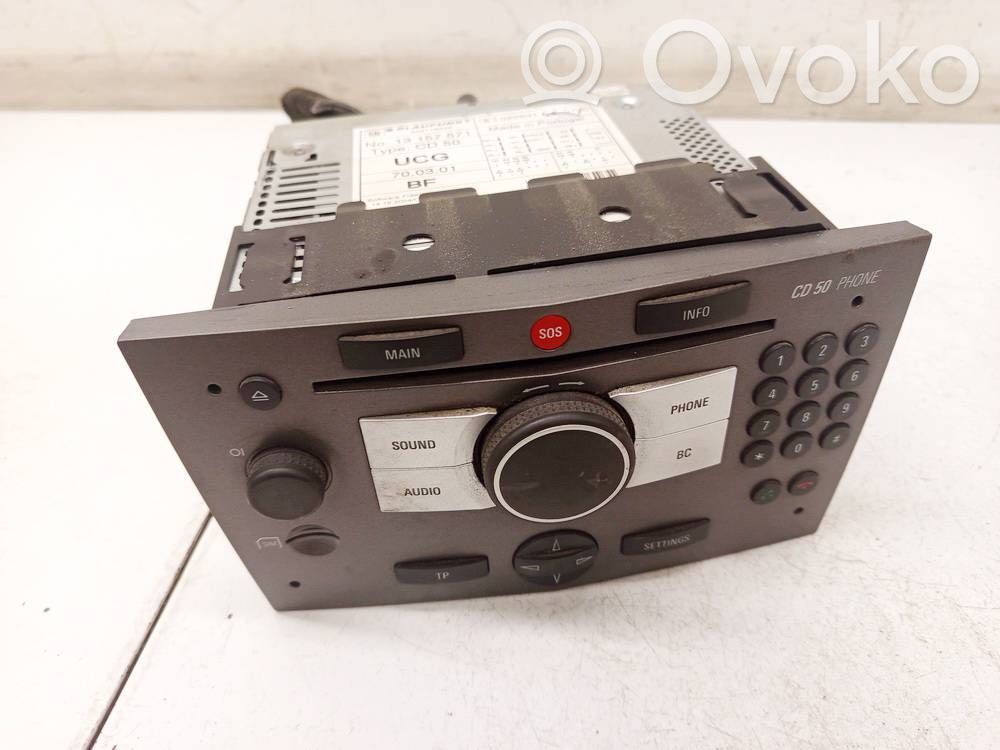 Panel / Radioodtwarzacz CD/DVD/GPS   13157571,13157571,E1022631