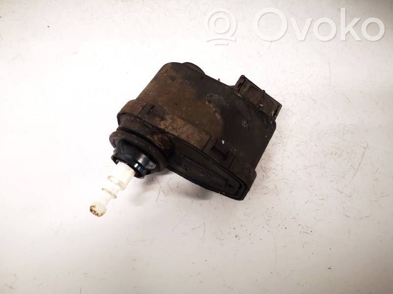 Volkswagen Golf III Motorino di regolazione assetto fari