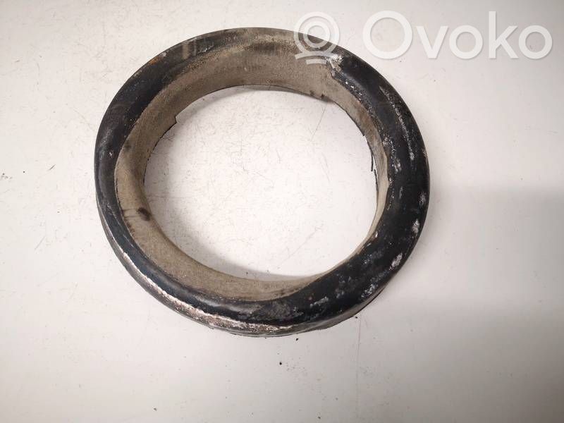 Volvo V70 Podkładka / Gniazdo sprężyny przedniej 