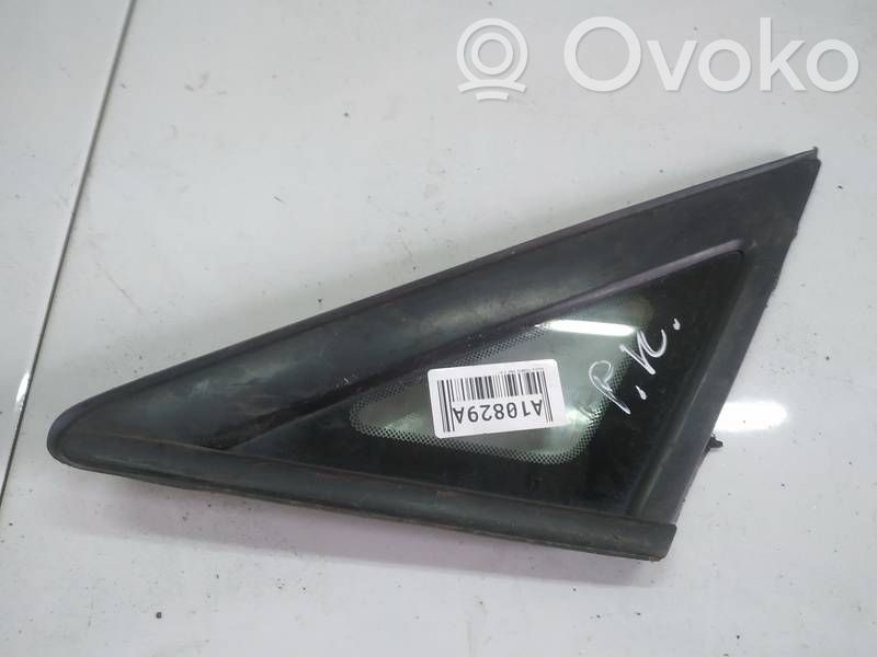 Subaru B9 Tribeca Finestrino/vetro triangolo anteriore