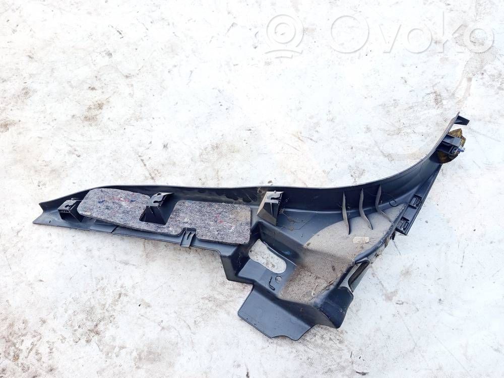 Opel Astra H Inne elementy wykończenia bagażnika 