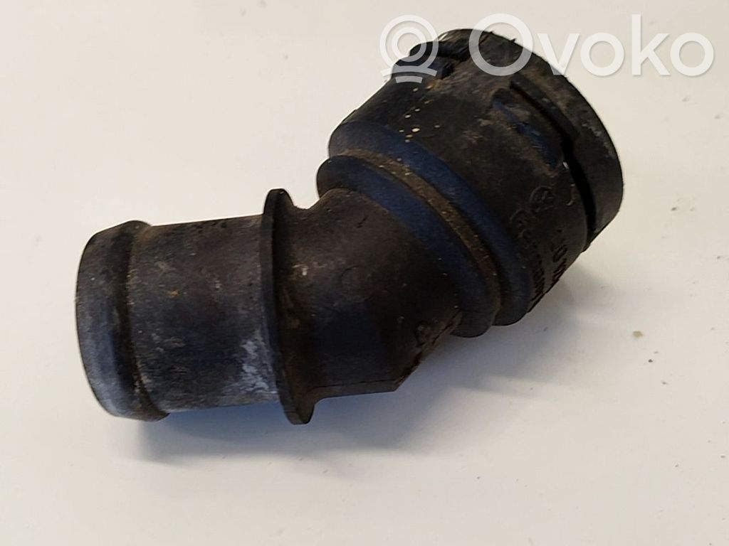 Skoda Octavia Mk1 (1U) Tubo flessibile del liquido di raffreddamento del motore