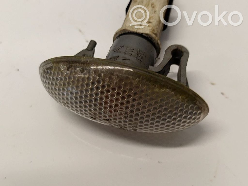 Peugeot 307 Semnalizator bară față 