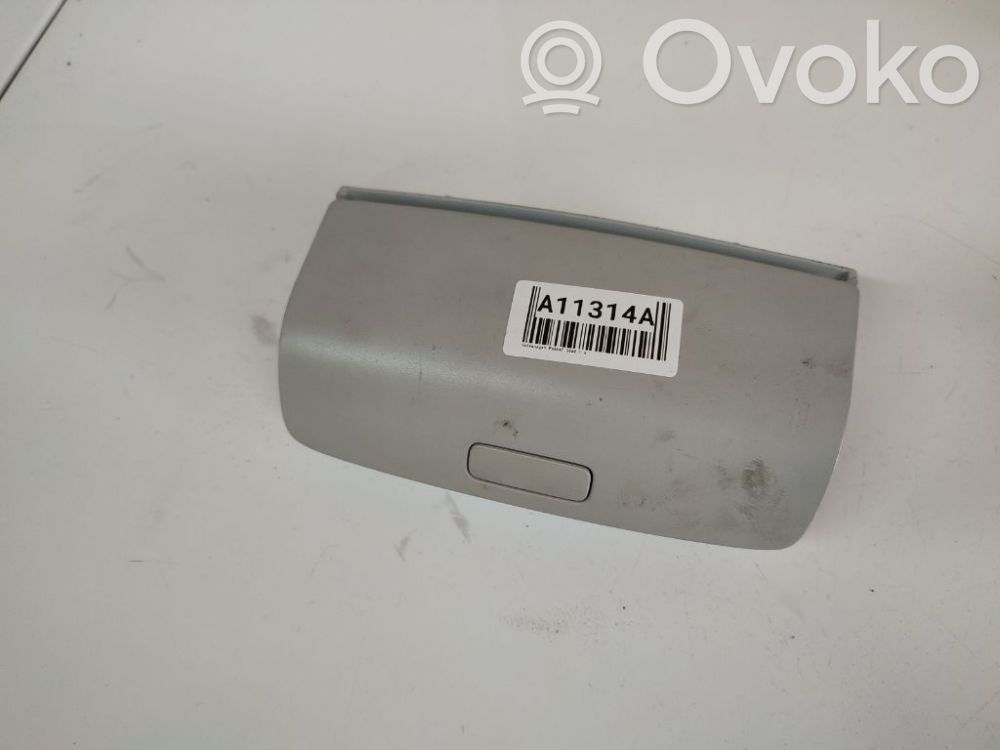Volkswagen PASSAT B6 Vano portaoggetti 