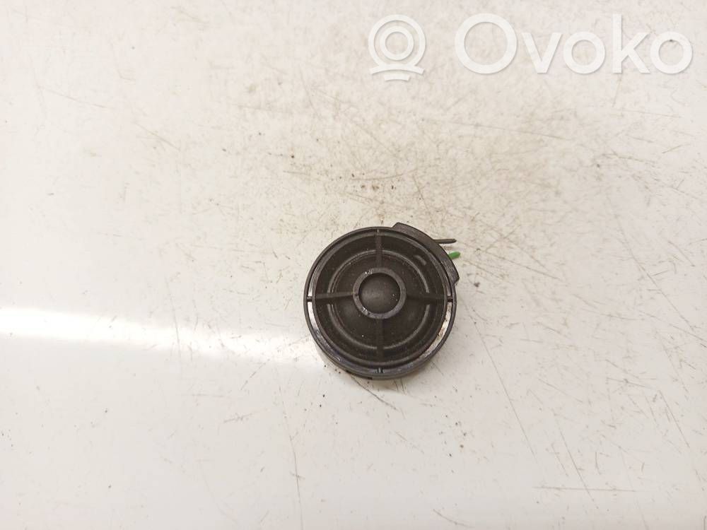 Audi A6 S6 C5 4B Etuoven kaiutin 