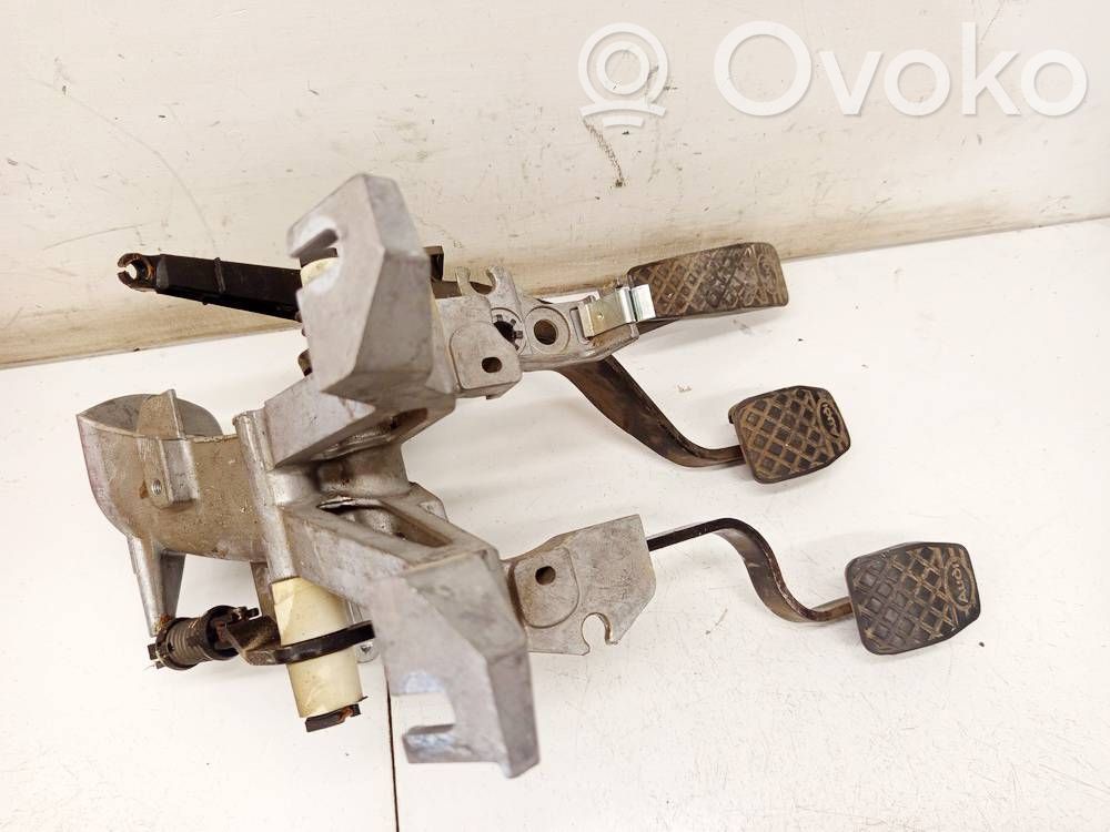 Pedal de embrague   8A0721115,8A0721115,8A0721115D
