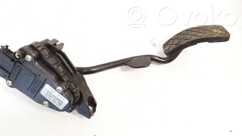 Volkswagen PASSAT B5.5 Pedale dell’acceleratore 