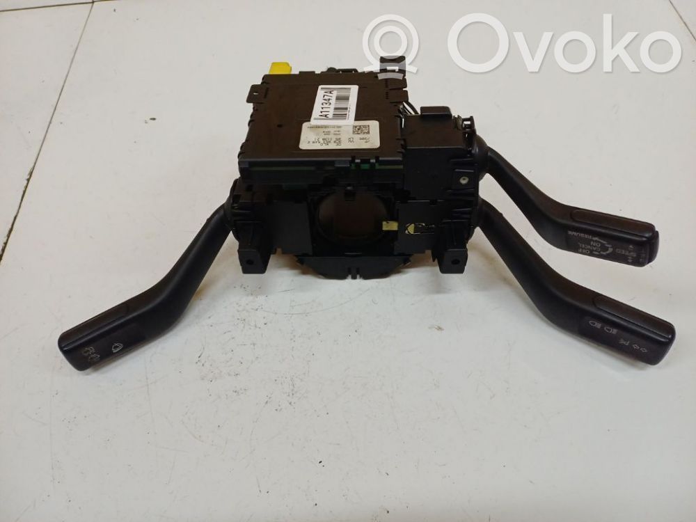 Volkswagen PASSAT B6 Leva/interruttore dell’indicatore di direzione e tergicristallo 
