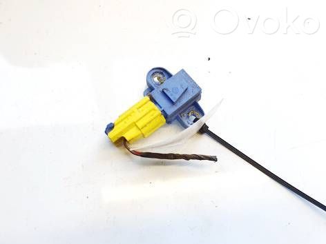 Volkswagen PASSAT B6 Senzor impact/declanșare airbag 