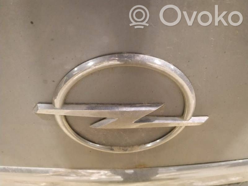 Opel Zafira B Logo, emblème, badge