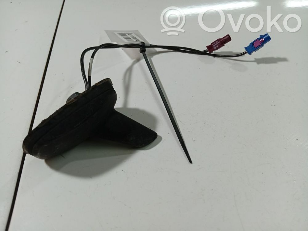 Volkswagen PASSAT B6 Antena aérea GPS 