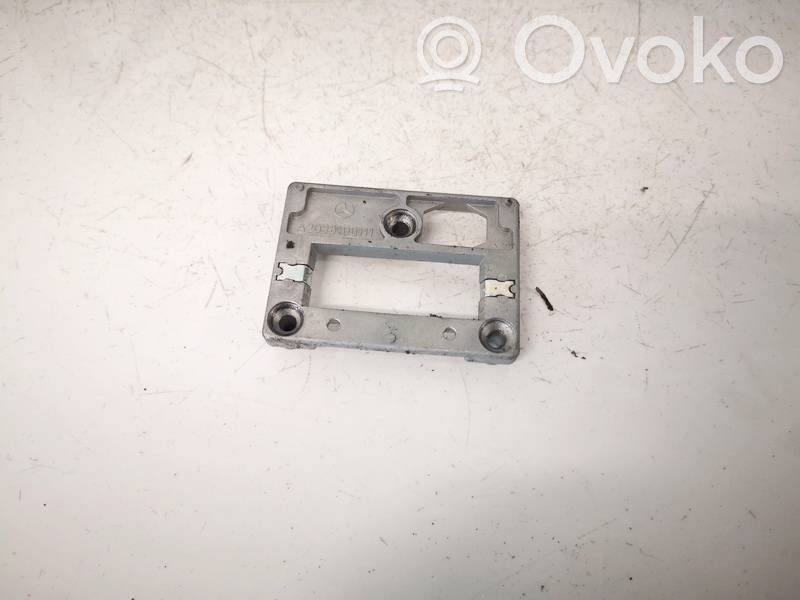 Mercedes-Benz C W203 Altra parte esteriore