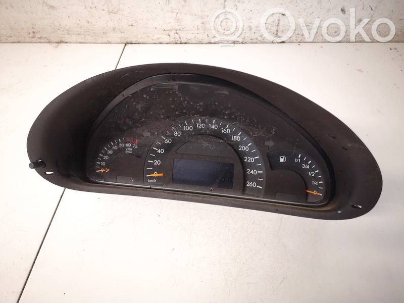 Mercedes-Benz C W203 Tachimetro (quadro strumenti)