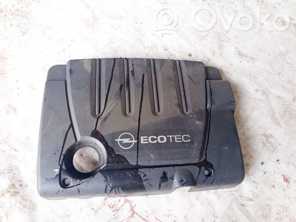 Opel Zafira B Capac protecție motor 