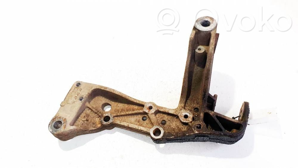 Querlenker Achsschenkel vorne   1K0199295E,1K0199295E