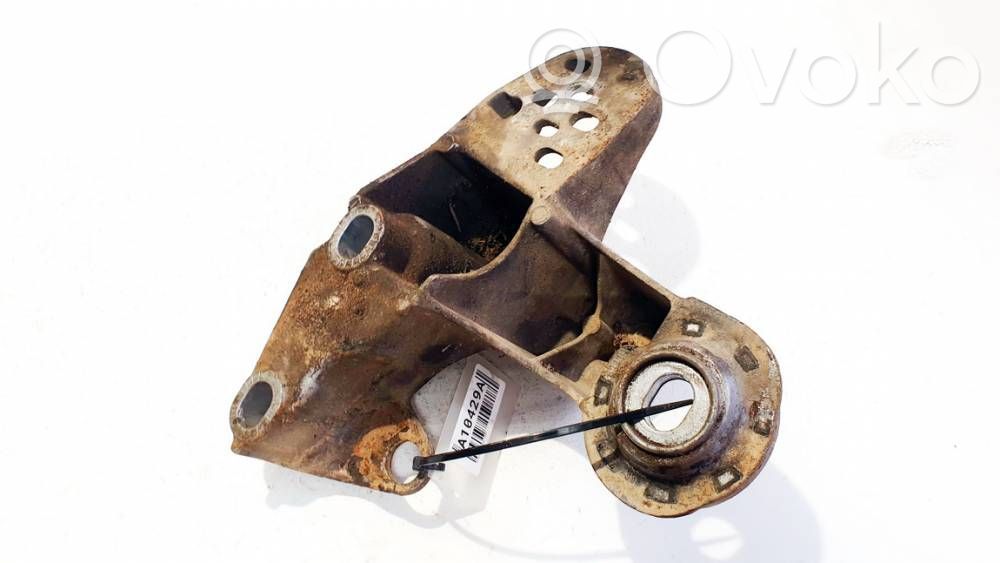 Engine mounting bracket   4B0199351A,4B0199351A