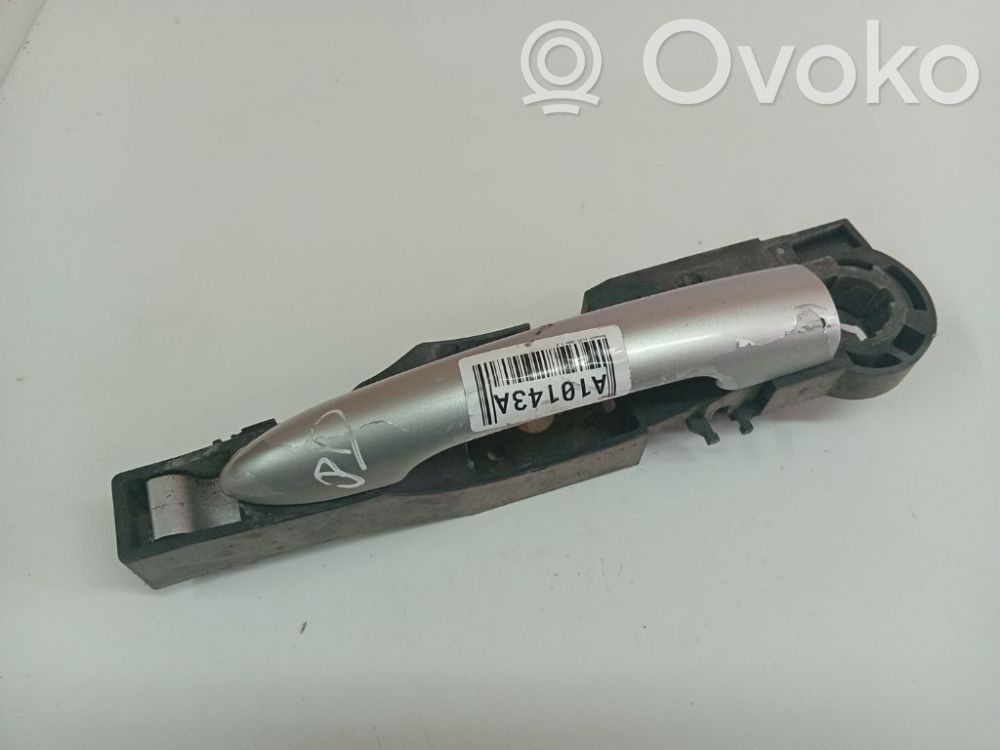 Renault Clio III Manecilla externa puerta delantera 