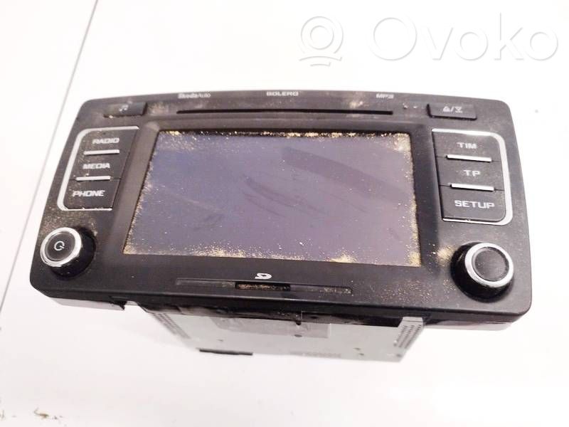 Skoda Octavia Mk2 (1Z) Panel / Radioodtwarzacz CD/DVD/GPS 