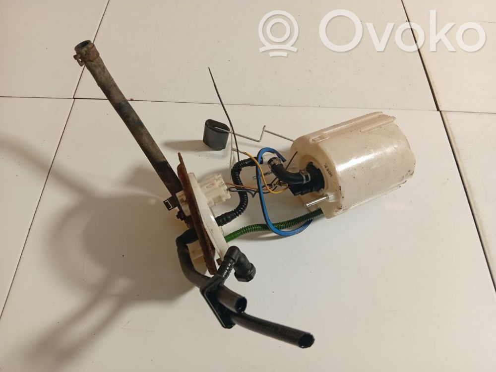 Bomba interna de combustible   311102Y000,1001880209,311102Y000,HLR0392GJABLOVA
