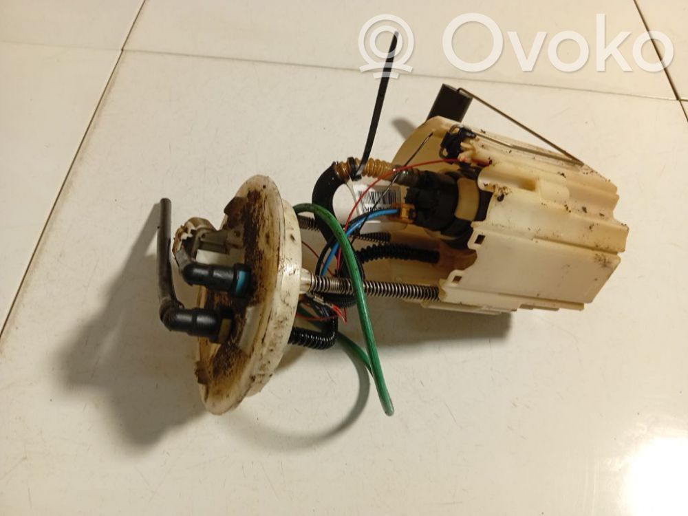 Opel Insignia A Pompă combustibil în rezervor 
