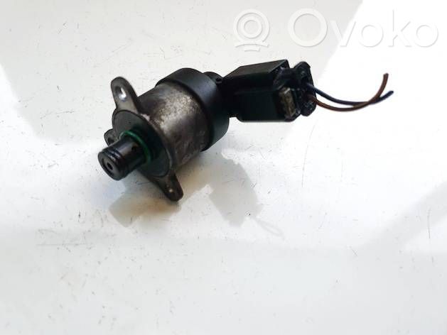 Mercedes-Benz ML W164 Sensor de presión de combustible 