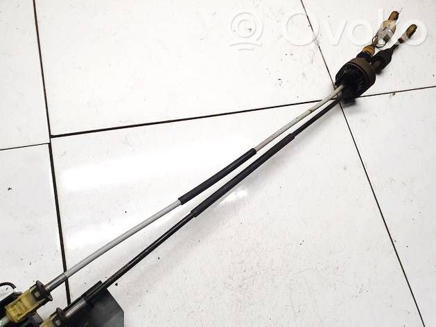 Opel Insignia A Gear shift cable linkage 