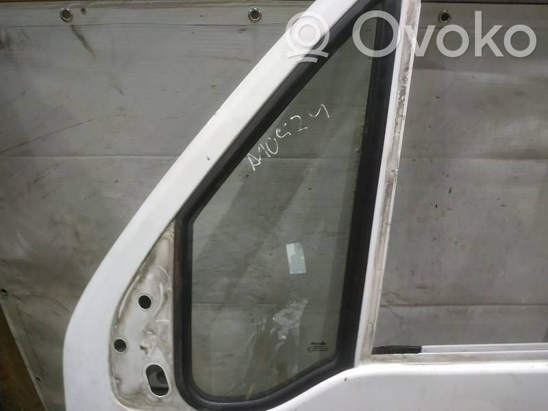 Fiat Ducato Geam ventilare ușă față patru uși 
