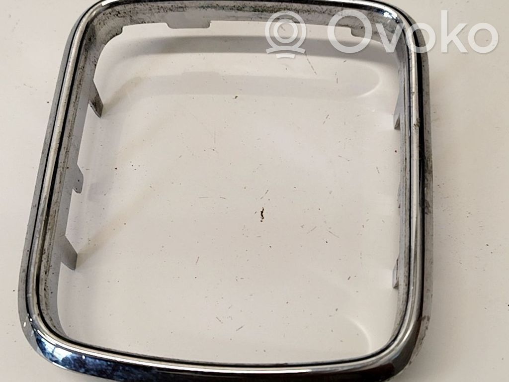 Mercedes-Benz B W245 Console centrale 