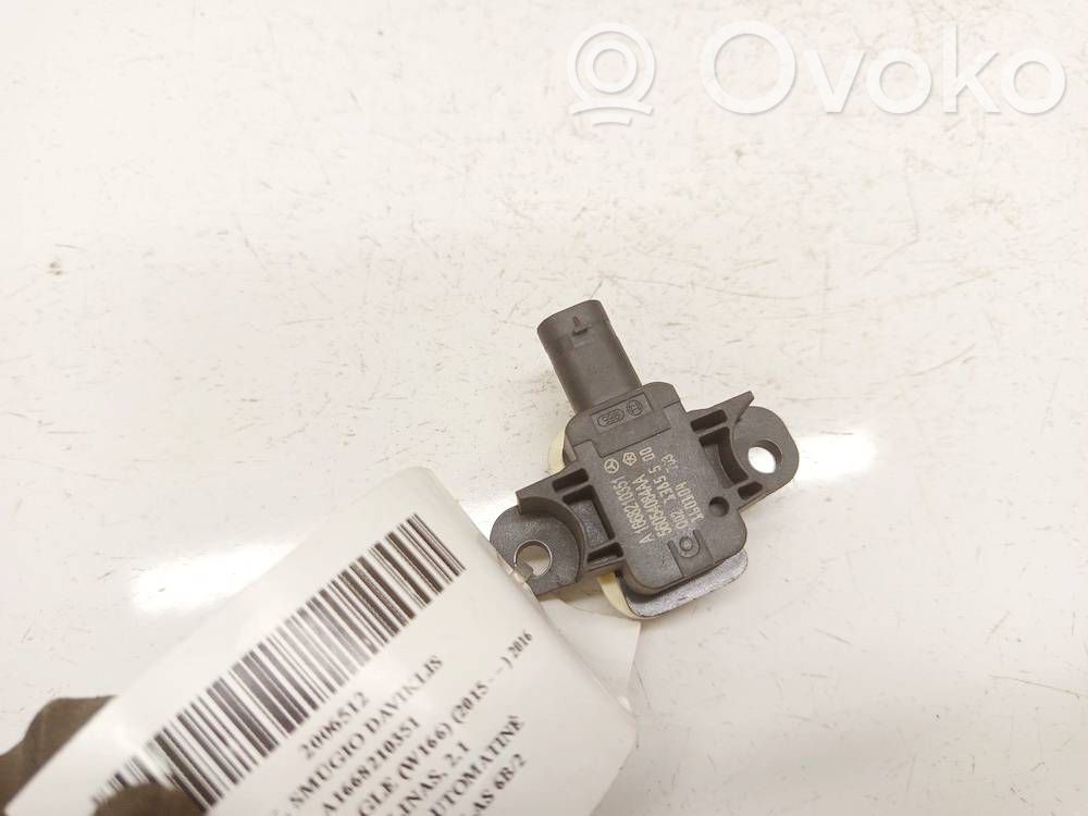 Airbagsensor Crashsensor Drucksensor   A1668210351,56054084AA,56054084AA,A1668210351