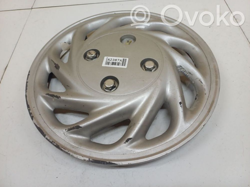 Nissan Serena Ornament central jantă R14 