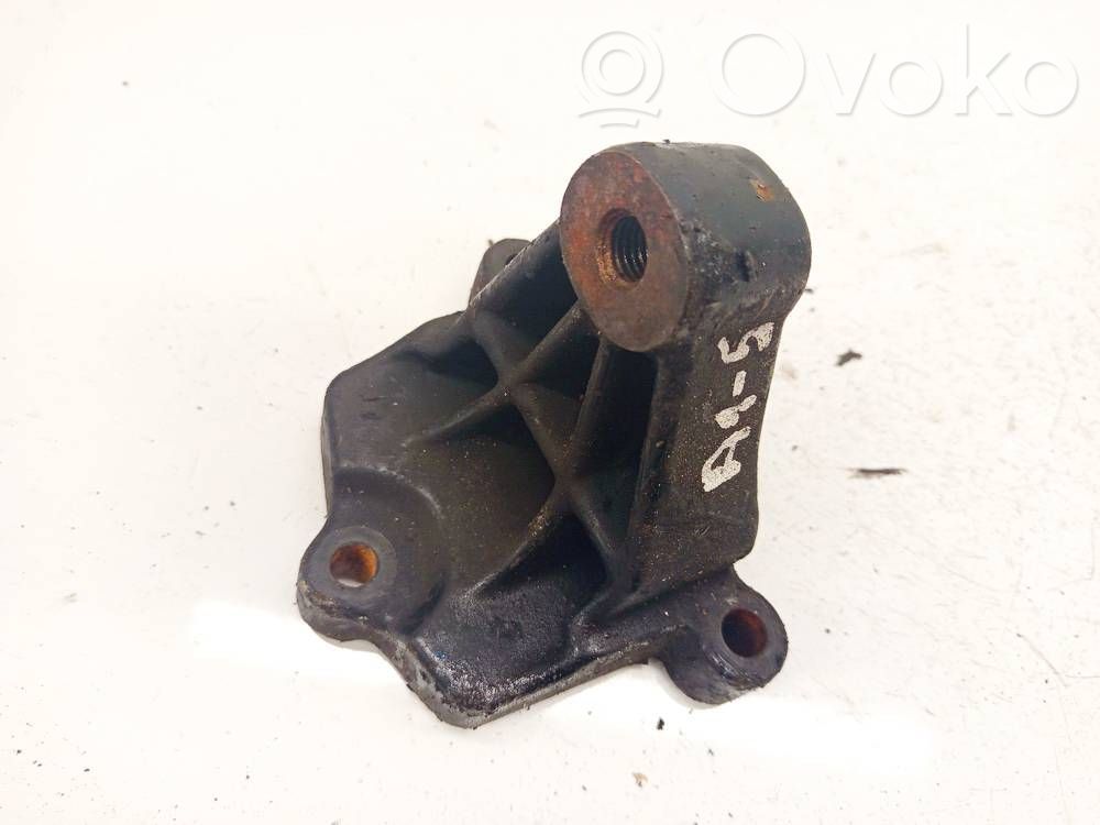 Engine mounting bracket   8200003829,2103000PT01,2103000PT01,8200003829,91165625